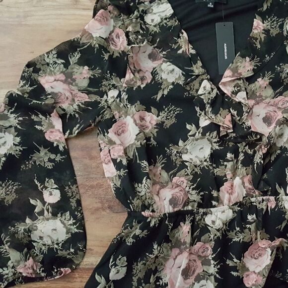 Lulu's Black Floral Ruffled Long Sleeve Top - Picture 13 of 16